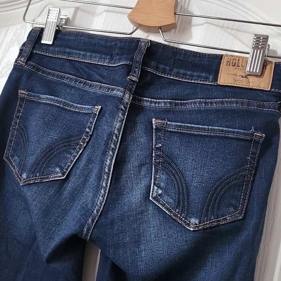 Hollister Dark Wash Jeans - Picture 4 of 4
